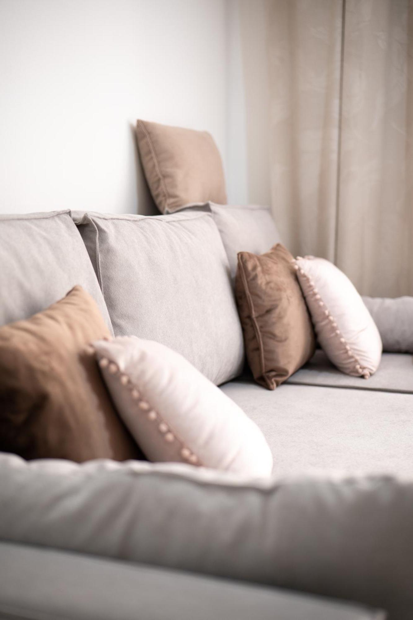 Grandeur Home Apartment Mostar - Free Parking Екстер'єр фото