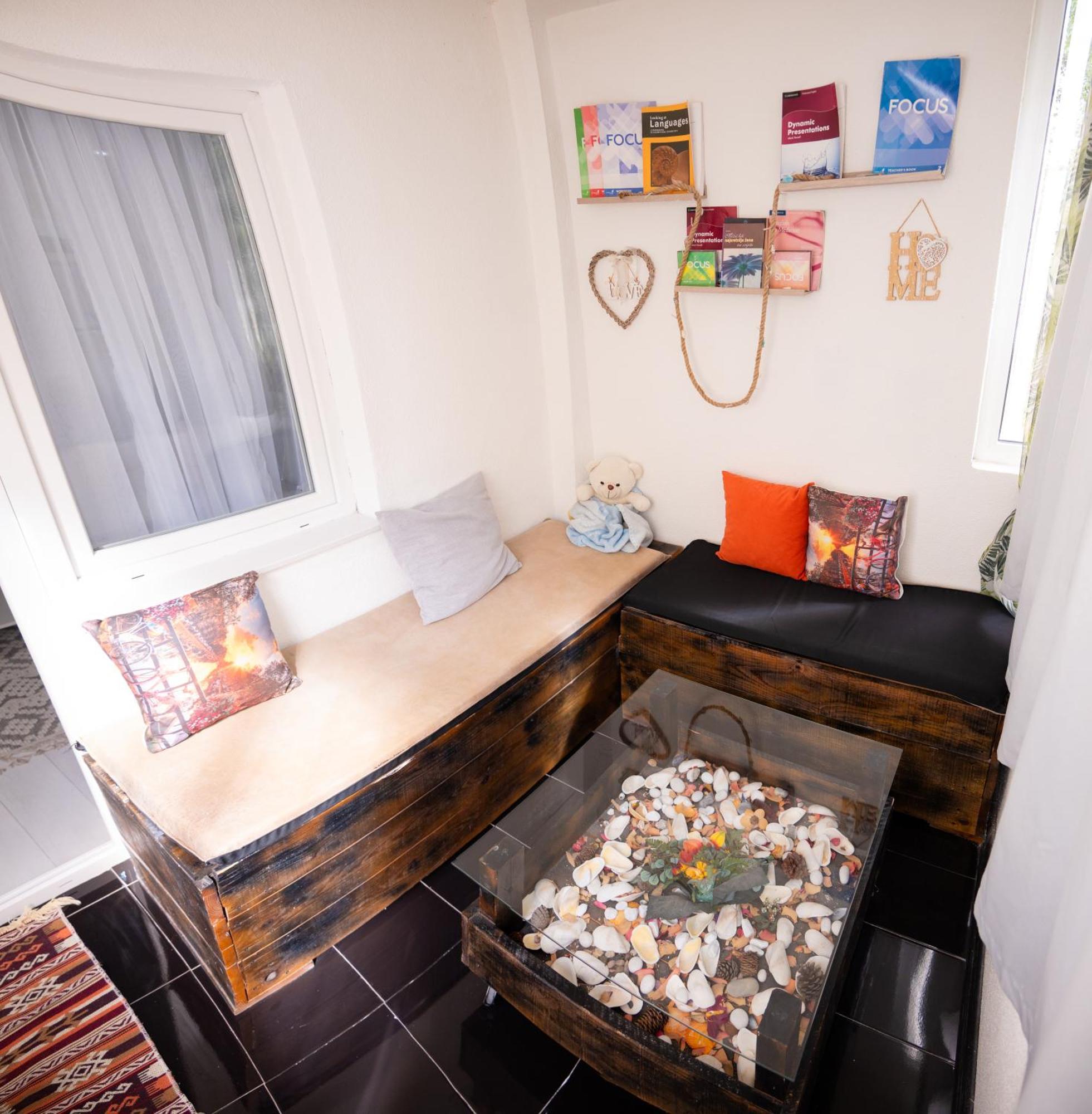 Grandeur Home Apartment Mostar - Free Parking Екстер'єр фото